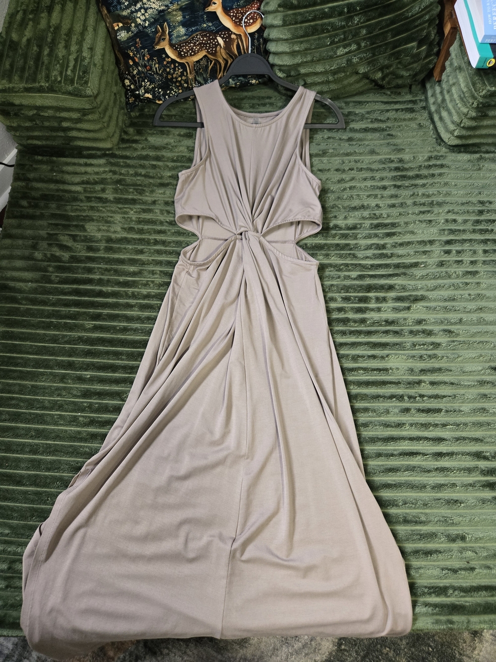 Beyond Yoga Taupe Sleeveless Maxi Dress with Twist Cutouts